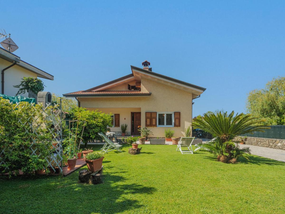 Apartment Emiliano By Interhome Marina di Massa Bagian luar foto